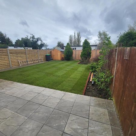 High Spec Large 6 Bedroom House! Kingston upon Thames  Exterior photo